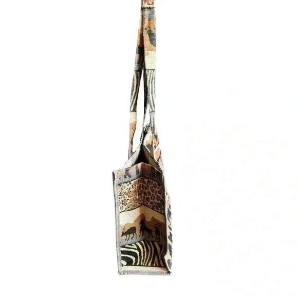 Jade Jungle Safari Tapestry Tote Bag - Picture 2 of 14